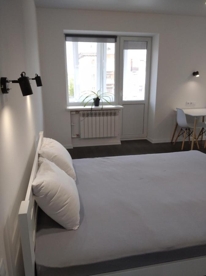White Apartment Poltava Exteriér fotografie